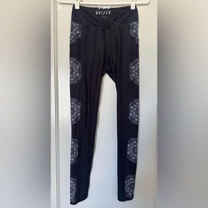 Wolven womens leggings size S